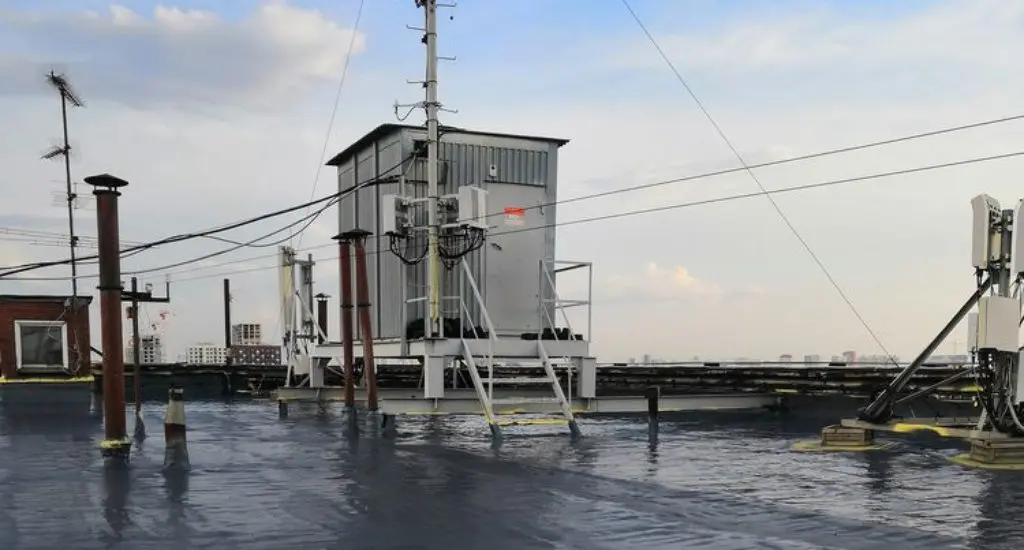 гидроизоляция крыши мастикой.jpg